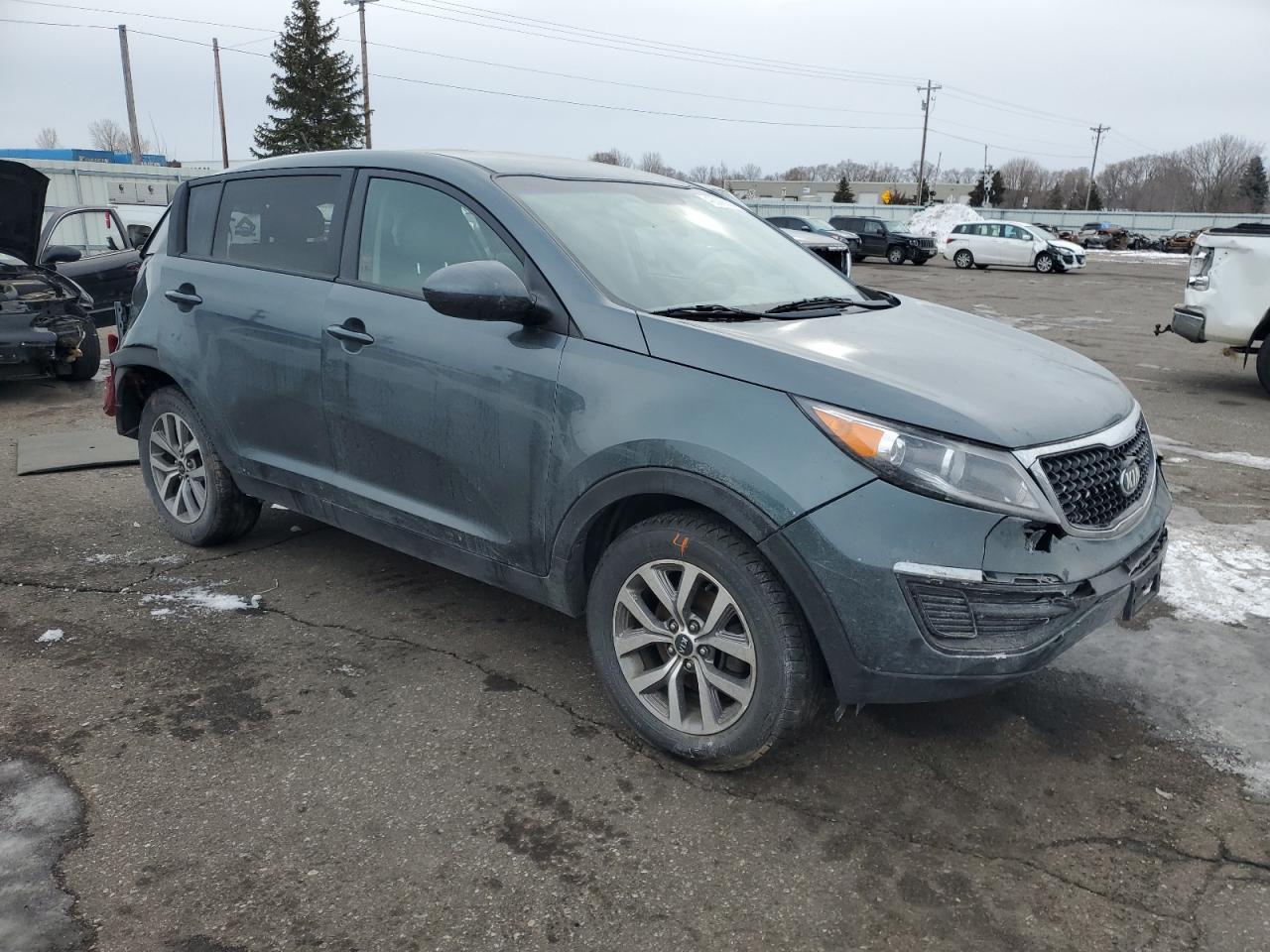 2014 KIA Sportage VIN KNDPB3ACXE7614118 Copart auction photo, rear end / front end damage thumbnail 4