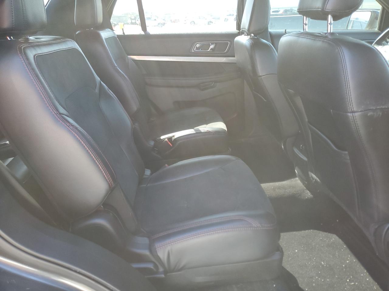 2019 Ford Explorer VIN 1FM5K7D8XKGB07216 Copart auction photo, rear end damage thumbnail 11