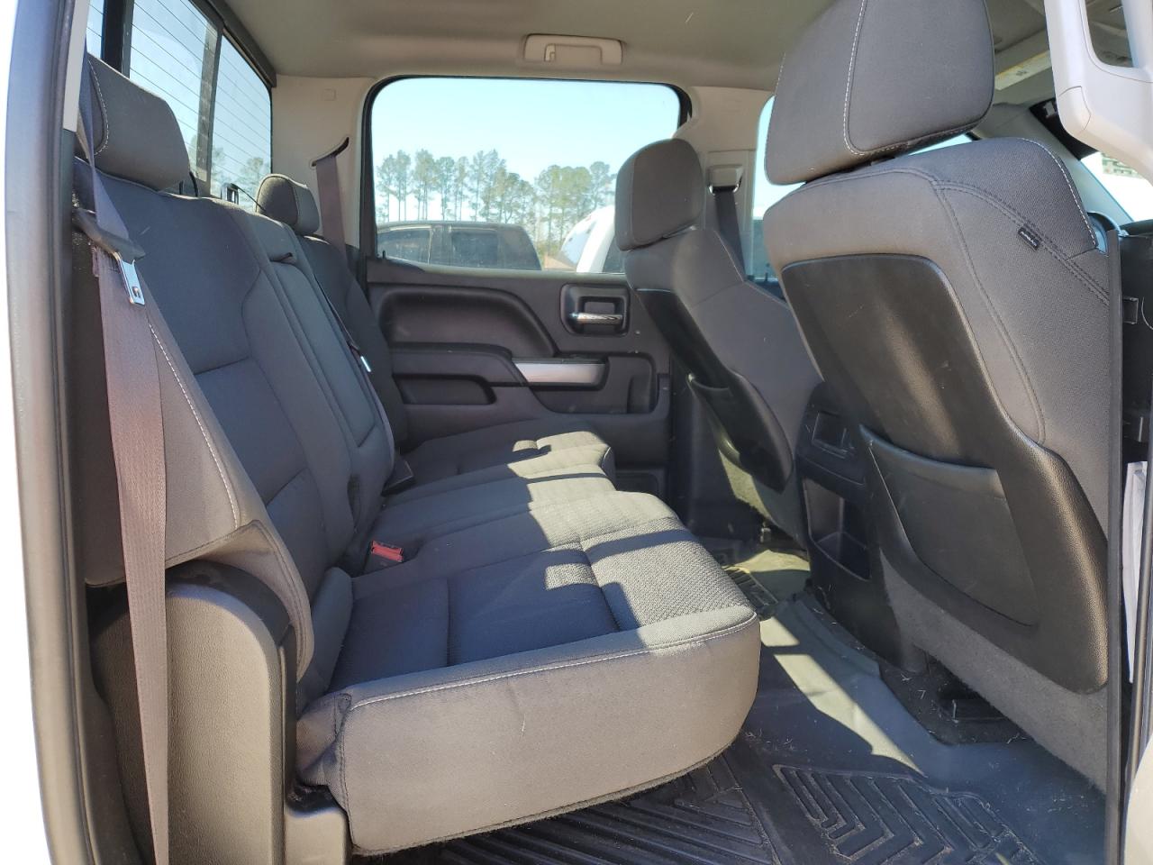 2015 Chevrolet Silverado VIN 3GCUKREC0FG476093 Copart auction photo, front end damage thumbnail 10