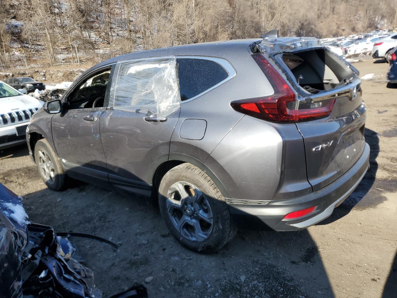 2022 Honda CR-V VIN 2HKRW2H50NH669848 Copart auction photo, all over damage thumbnail 2