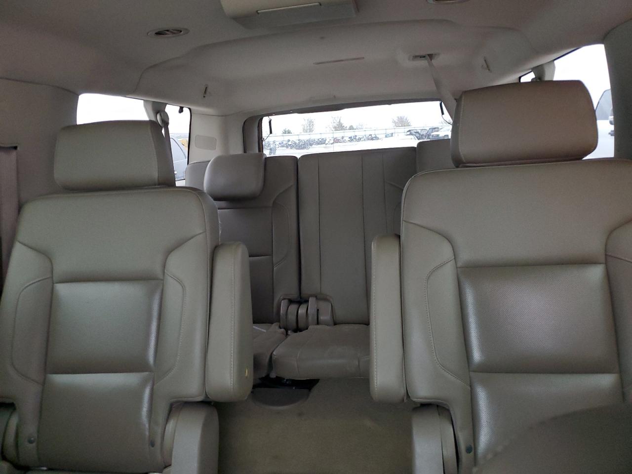 2015 Chevrolet Suburban VIN 1GNSKKKC1FR706881 Copart auction photo, front end damage thumbnail 10
