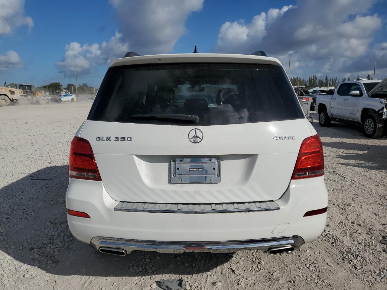 2014 Mercedes-Benz GLK-klasse VIN WDCGG8JBXEG171680 Copart auction photo, front end / minor dent/scratches damage thumbnail 6