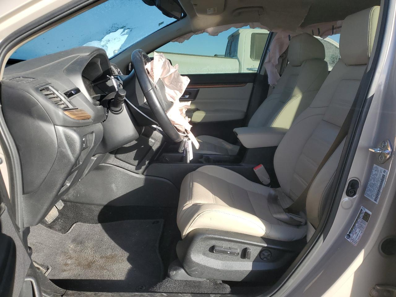 2018 Honda CR-V VIN 2HKRW2H82JH698319 Copart auction photo, front end damage thumbnail 7