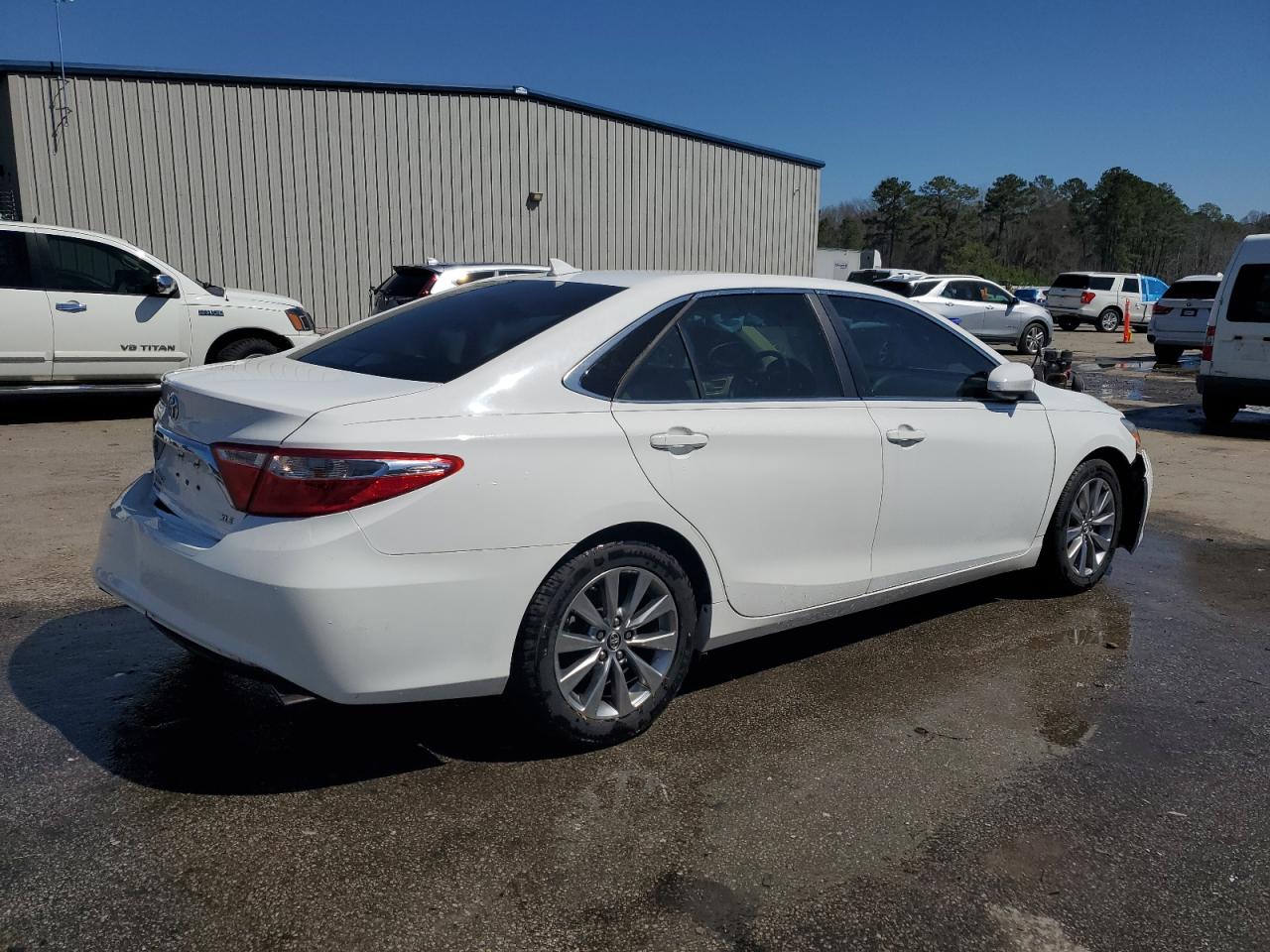 2017 Toyota Camry VIN 4T1BK1FK7HU585242 Copart auction photo, all over damage thumbnail 3