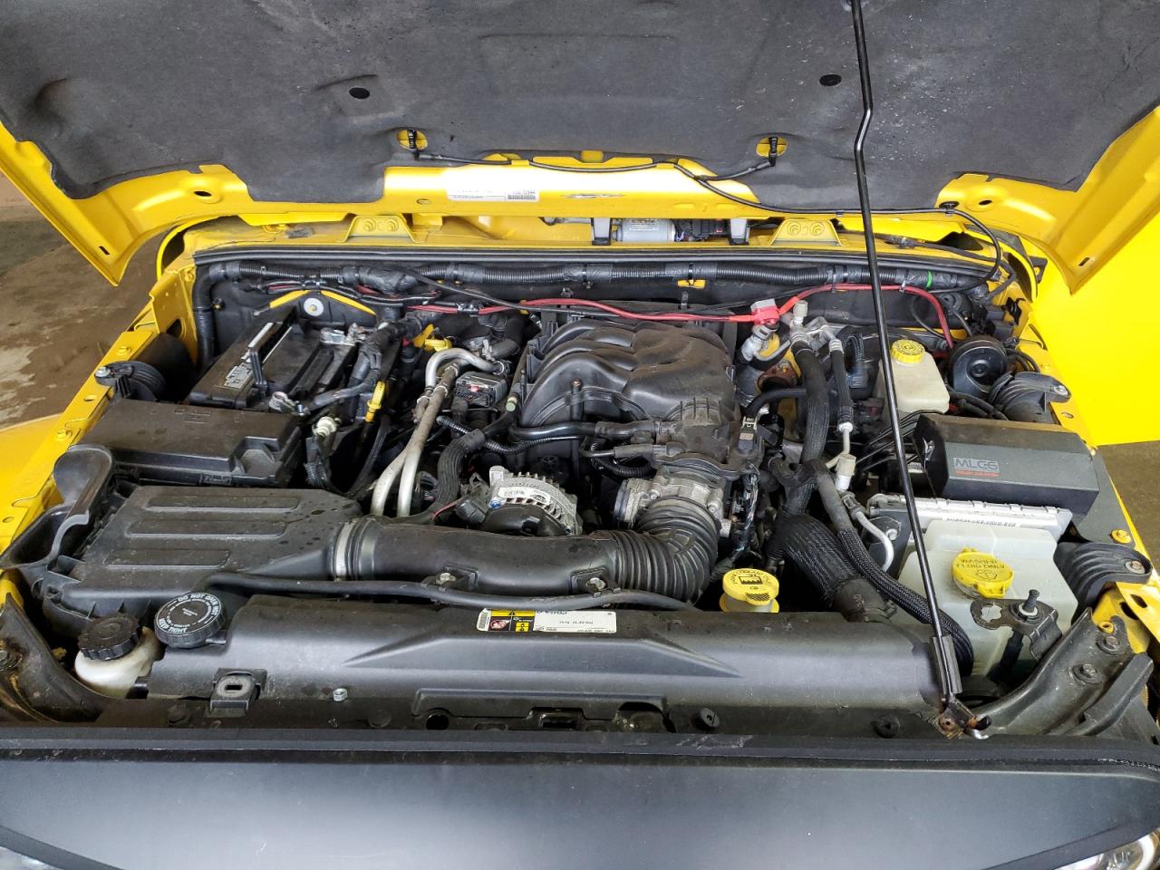 2015 Jeep Wrangler VIN 1C4BJWEG1FL704231 Copart auction photo, front end / side damage thumbnail 12