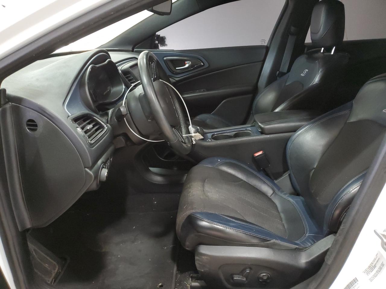 2016 Chrysler 200 VIN 1C3CCCBB2GN108948 Copart auction photo, front end / undercarriage damage thumbnail 7