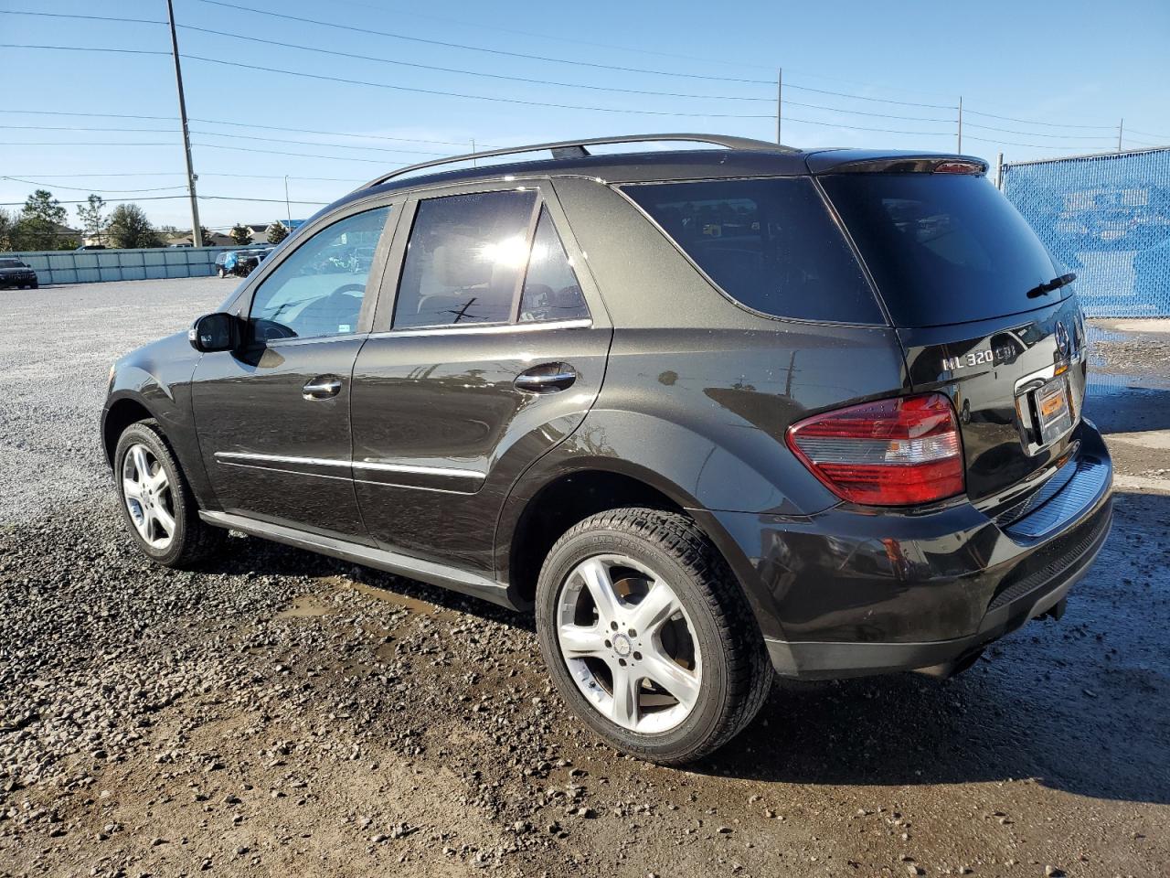 2008 Mercedes-Benz M-klasse VIN 4JGBB22E08A398223 Copart auction photo, side damage thumbnail 2