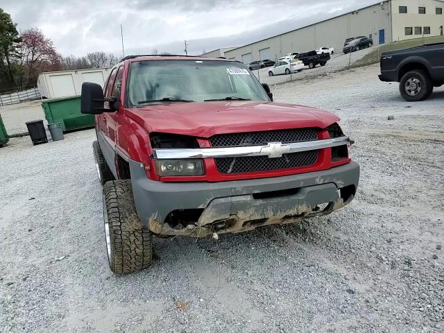 2002 Chevrolet Avalanche VIN 3GNGK23G42G203458 Copart auction photo, all over damage thumbnail 11