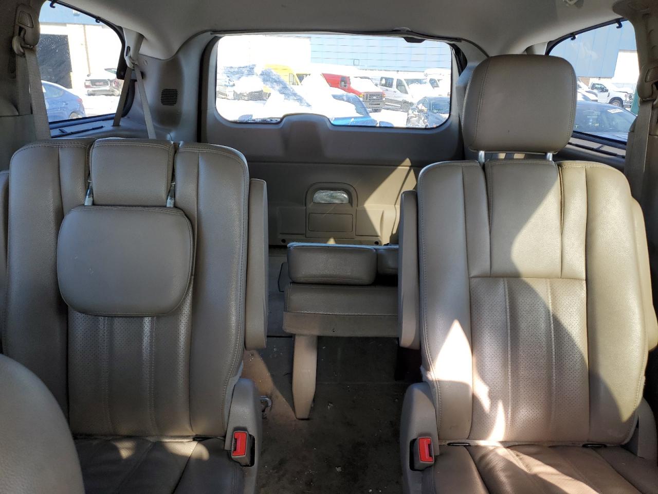 2013 Chrysler Town & Country VIN 2C4RC1CG1DR634278 Copart auction photo, side / rear end damage thumbnail 10