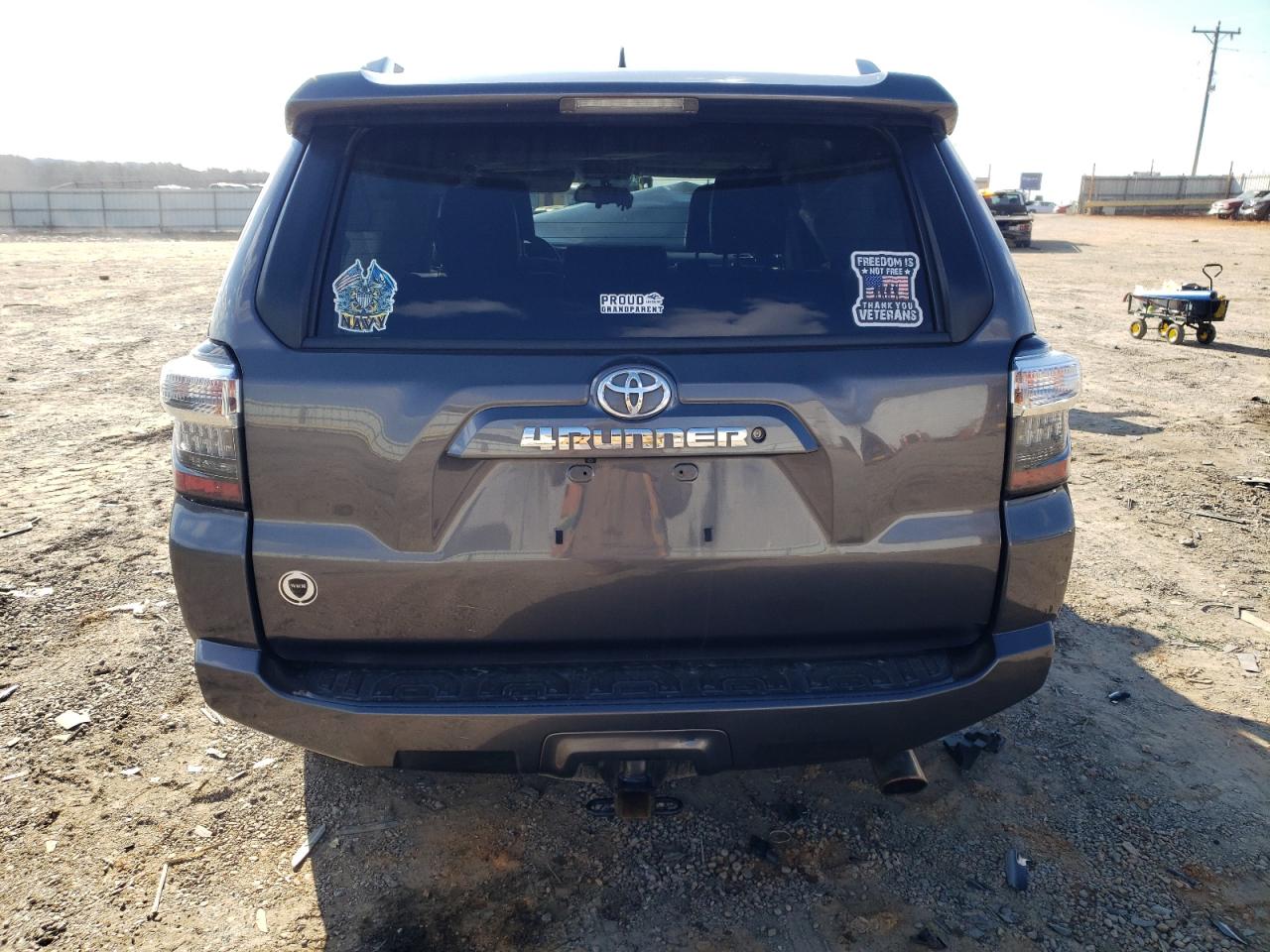 2016 Toyota 4Runner VIN JTEBU5JR3G5387238 Copart auction photo, front end / side damage thumbnail 6