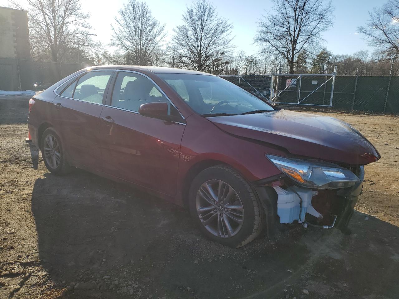 2016 Toyota Camry VIN 4T1BF1FK6GU583310 Copart auction photo, front end / minor dent/scratches damage thumbnail 4