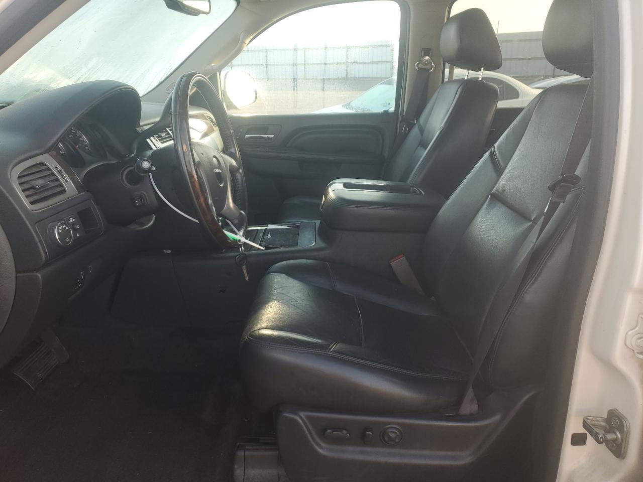 2013 GMC Yukon VIN 1GKS2EEF4DR158859 Copart auction photo, vandalism damage thumbnail 7