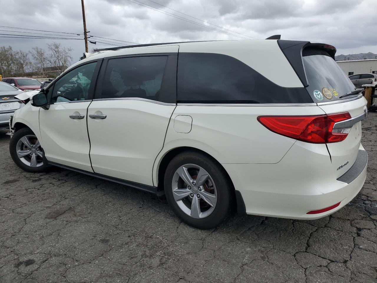 2019 Honda Odyssey VIN 5FNRL6H71KB027408 Copart auction photo, front end / top/roof damage thumbnail 2