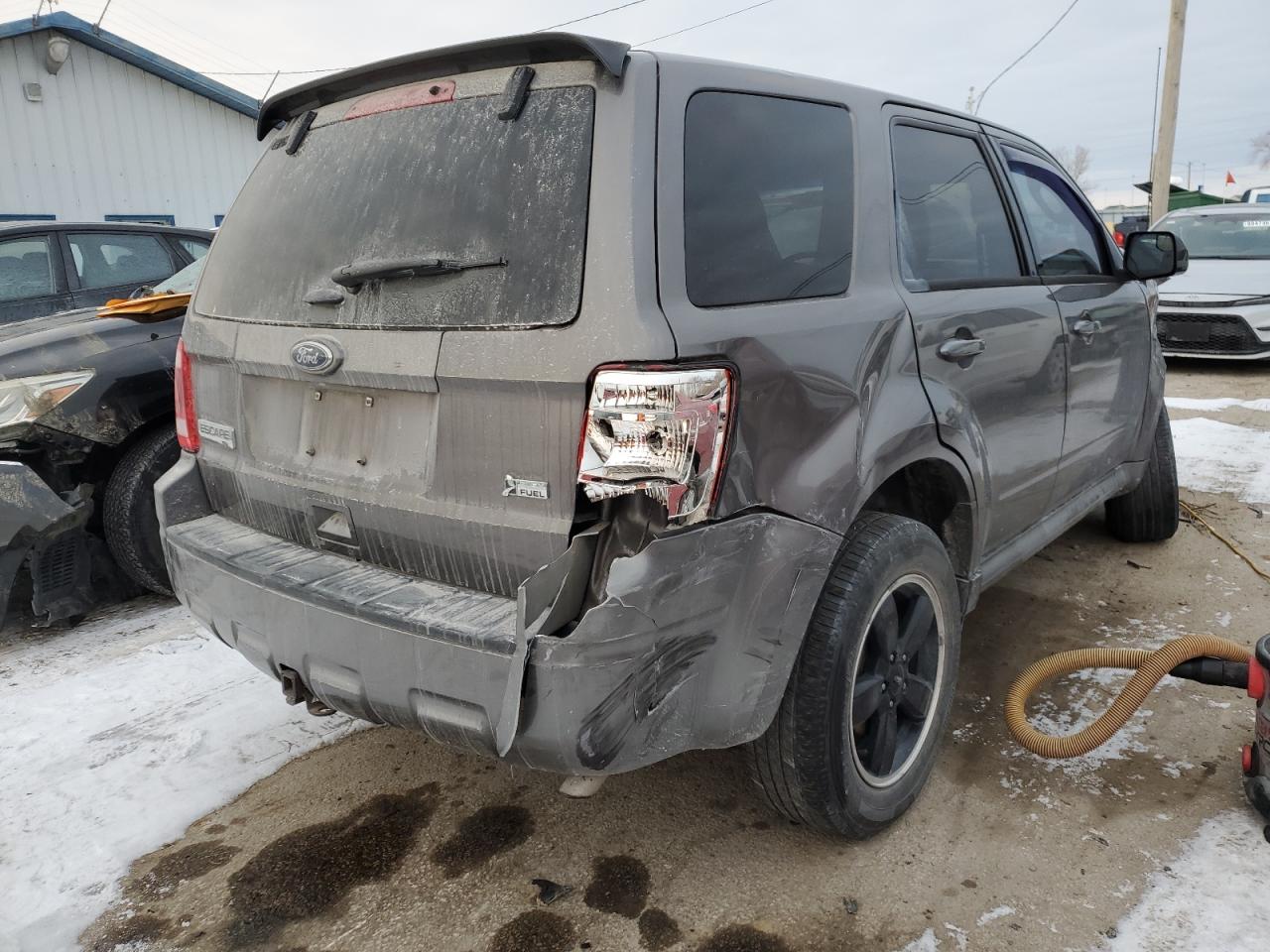 2012 Ford Escape VIN 1FMCU0DG8CKC01125 Copart auction photo, front end / rear end damage thumbnail 3