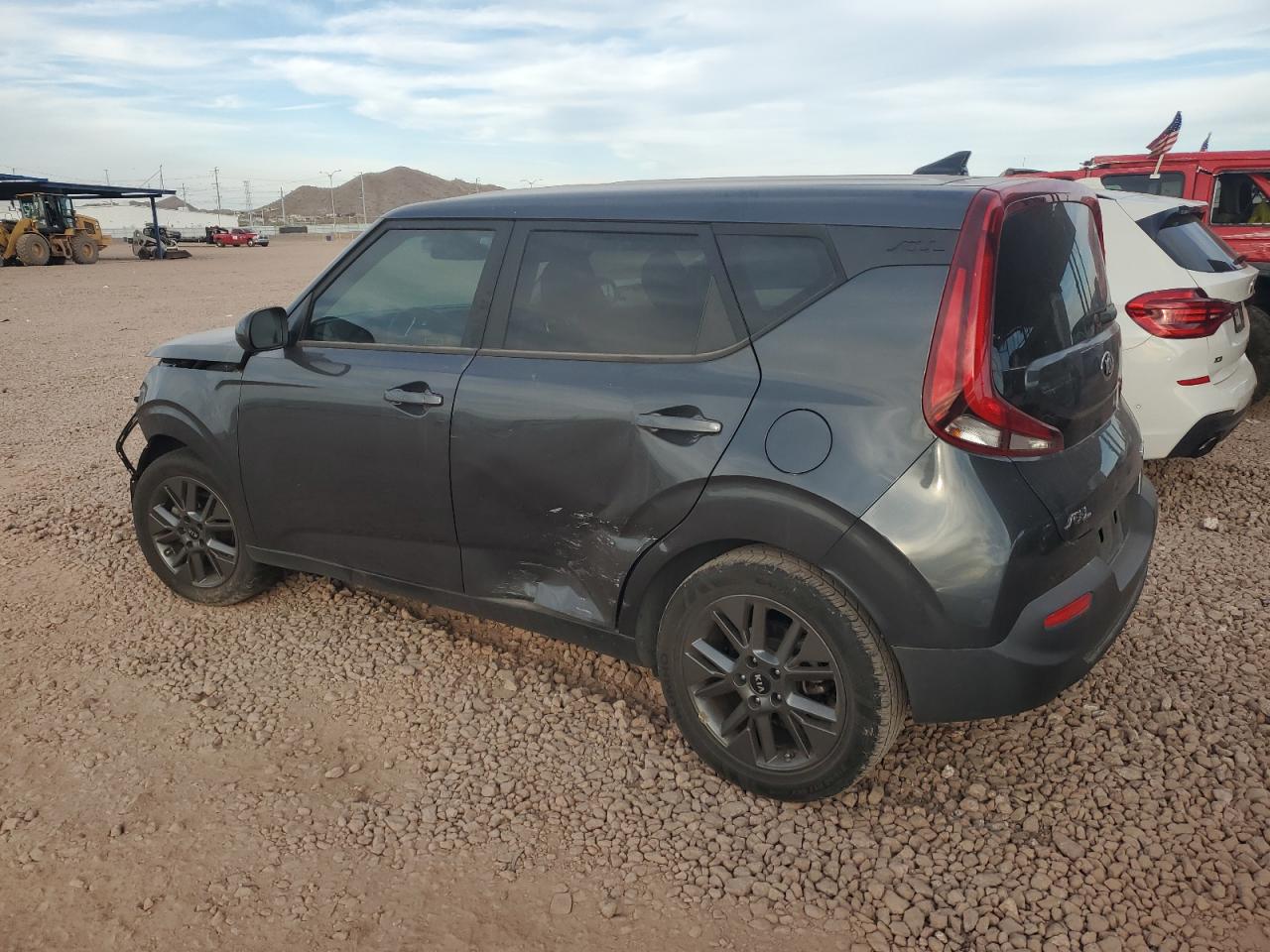 2021 KIA Soul VIN KNDJ23AU5M7795898 Copart auction photo, front end / side damage thumbnail 2