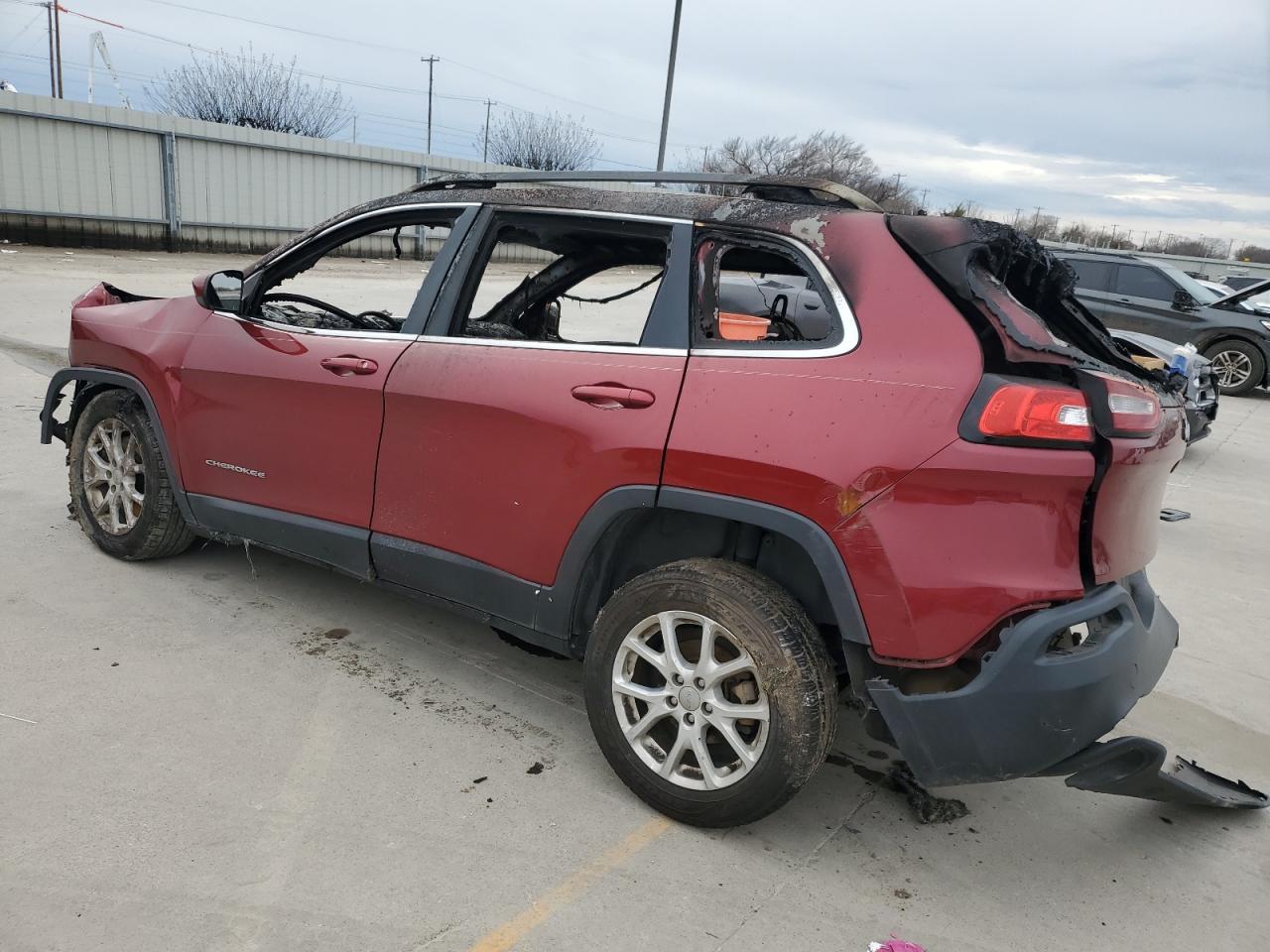 2015 Jeep Grand Cherokee VIN 1C4PJLCB5FW694605 Copart auction photo, burn damage thumbnail 2