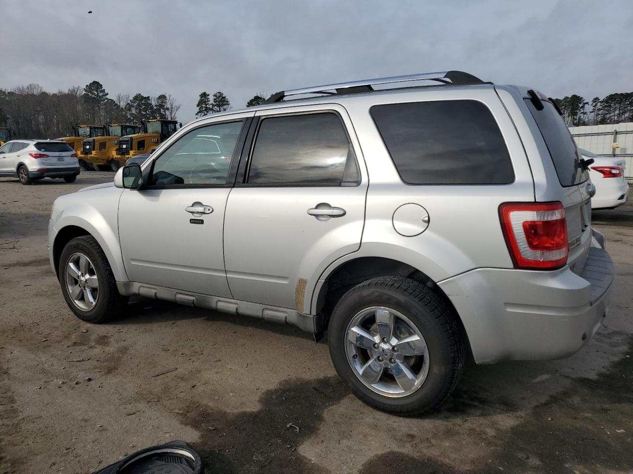 2010 Ford Escape VIN 1FMCU0EG4AKB43154 Copart auction photo, undercarriage / rear end damage thumbnail 2