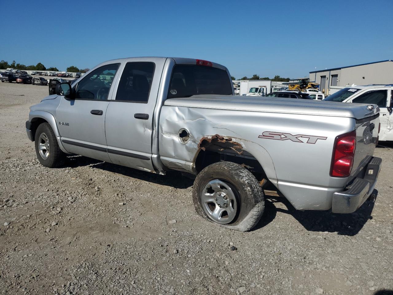 2008 Dodge RAM VIN 1D7HA18K18J205110 Copart auction photo, side / rear end damage thumbnail 2