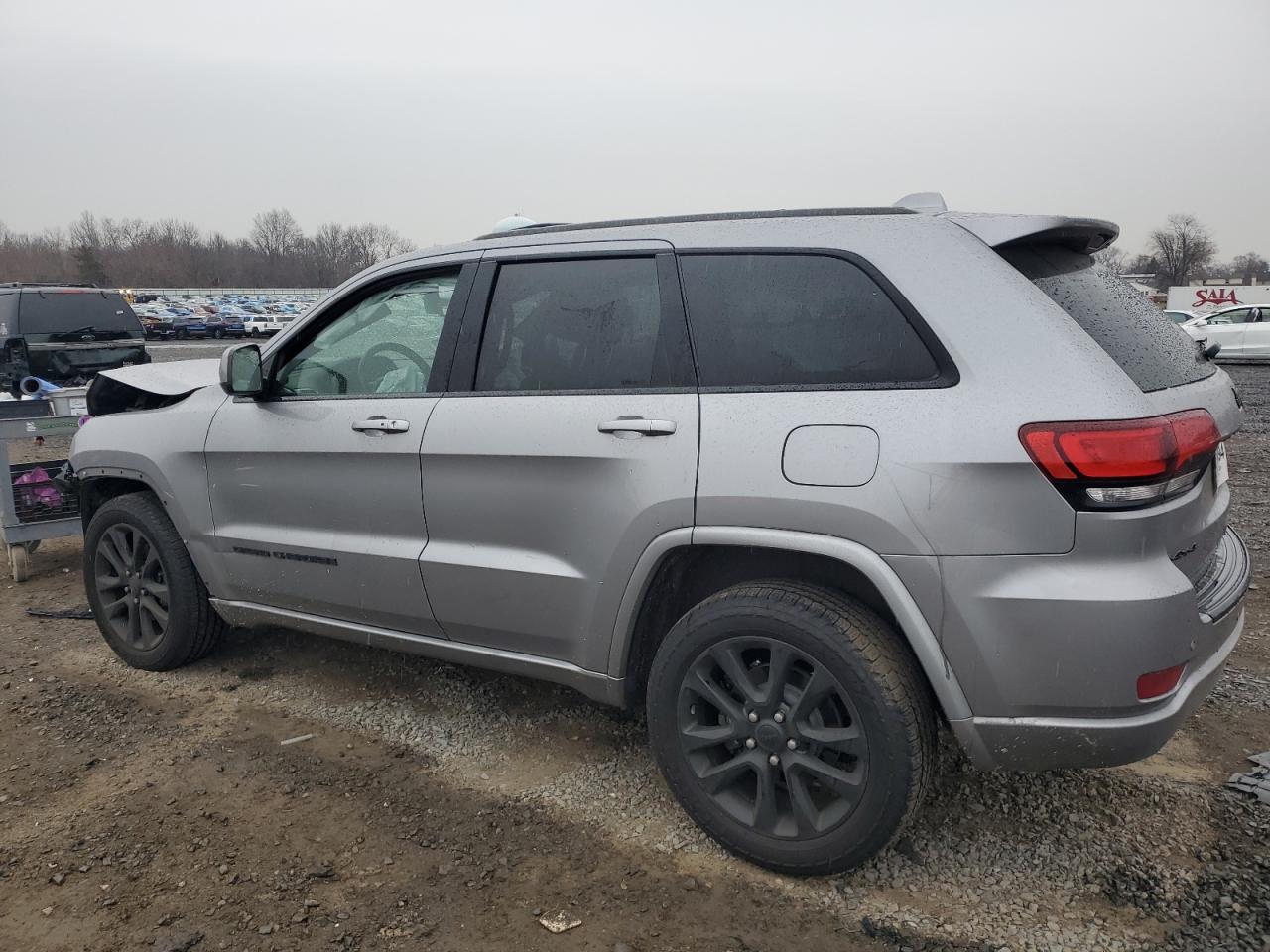 2020 Jeep Grand Cherokee VIN 1C4RJFAG8LC215843 Copart auction photo, front end damage thumbnail 2