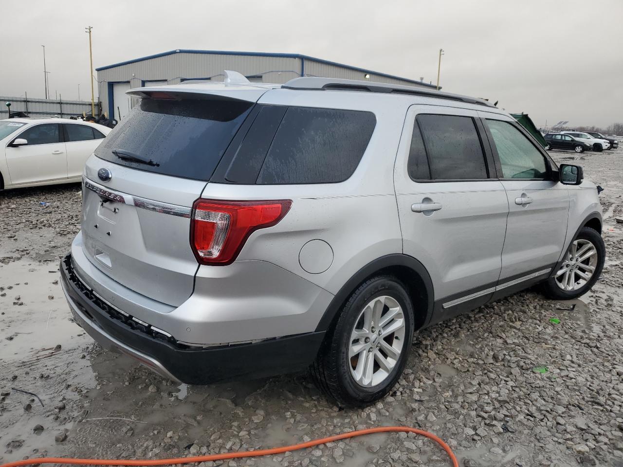2017 Ford Explorer VIN 1FM5K7D80HGE23359 Copart auction photo, rear end / undercarriage damage thumbnail 3