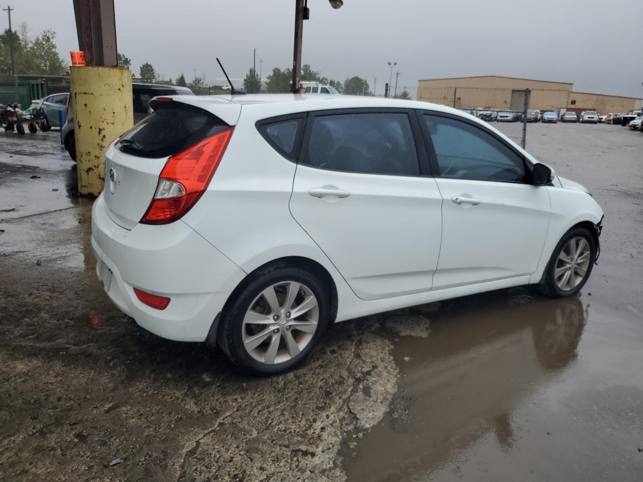 2014 Hyundai Accent VIN KMHCU5AE6EU142163 Copart auction photo, front end damage thumbnail 3