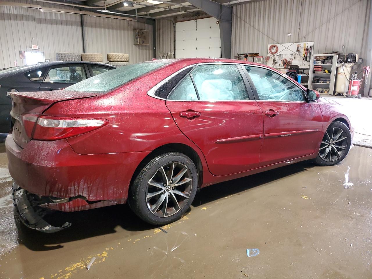 2016 Toyota Camry VIN 4T1BF1FK5GU611999 Copart auction photo, front end damage thumbnail 3