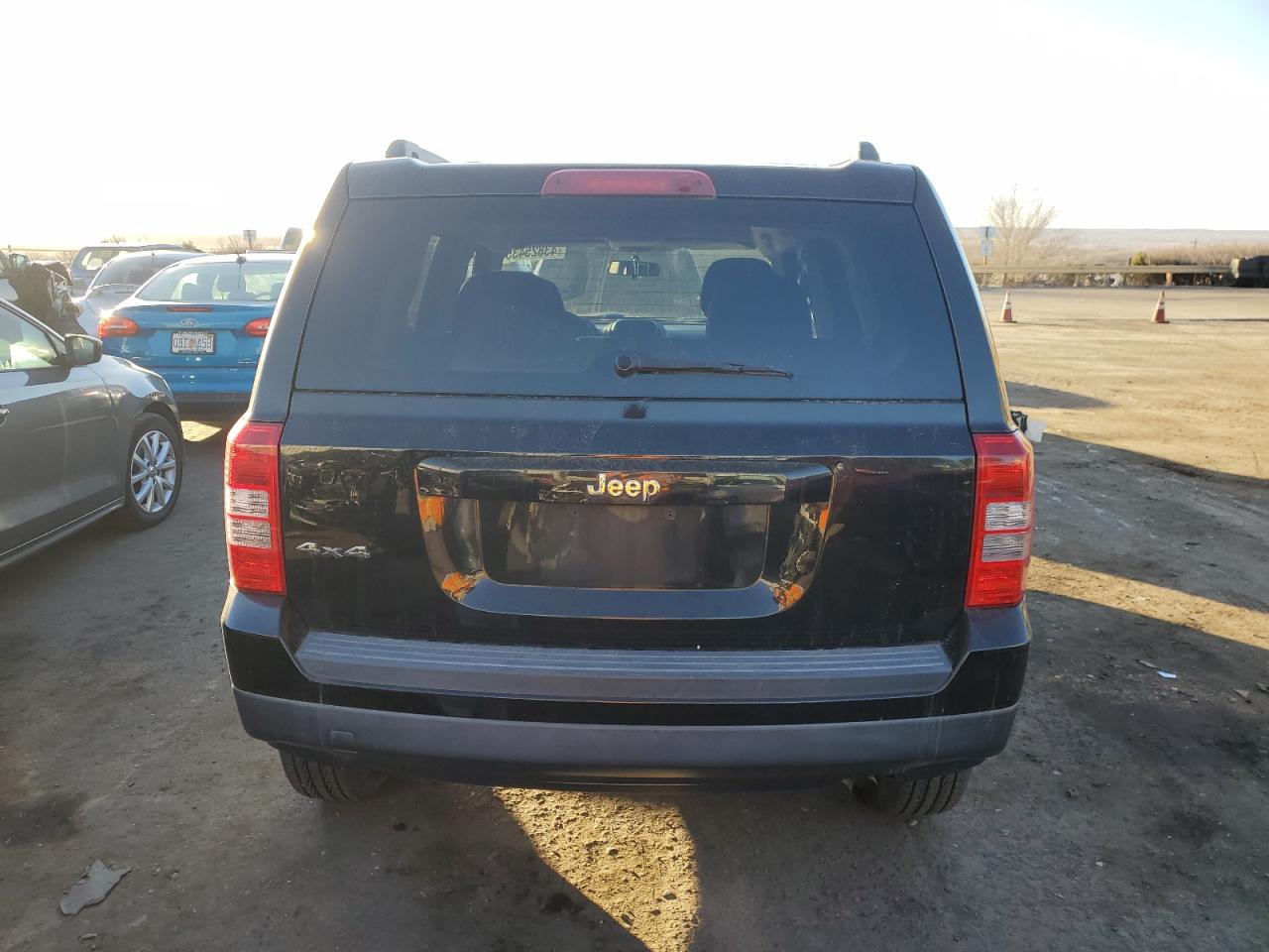 2014 Jeep Liberty (Patriot) VIN 1C4NJRBB7ED778902 Copart auction photo, side damage thumbnail 6