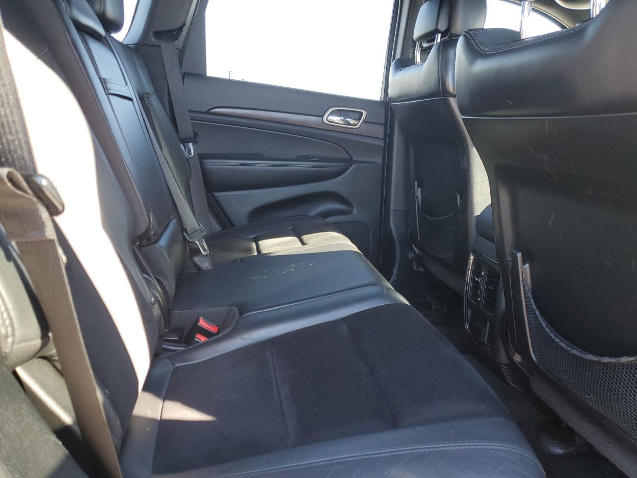 2015 Jeep Grand Cherokee VIN 1C4RJEAG3FC614285 Copart auction photo, side / minor dent/scratches damage thumbnail 11