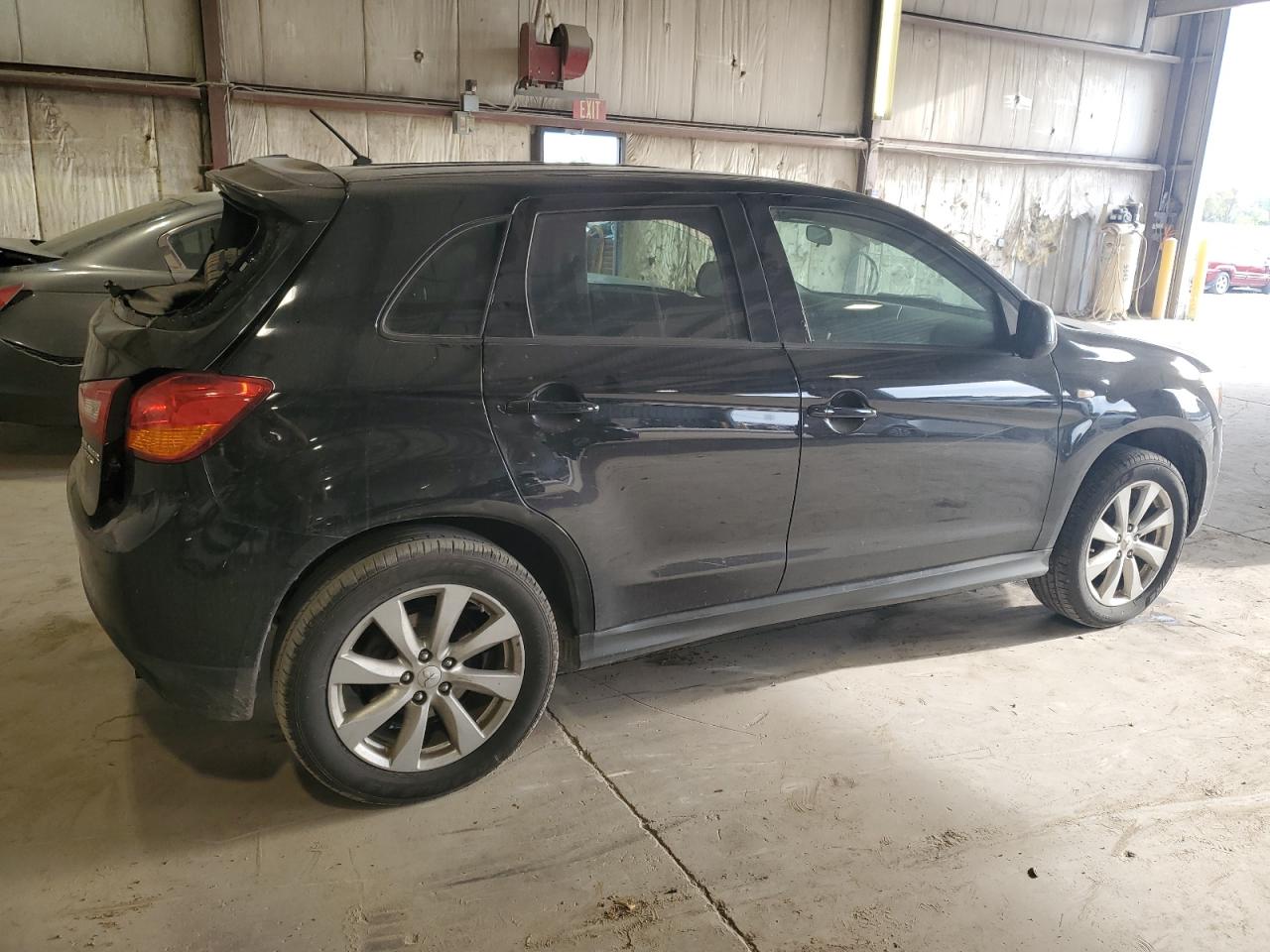 2015 Mitsubishi Outlander VIN 4A4AP3AU3FE051676 Copart auction photo, rear end / minor dent/scratches damage thumbnail 3