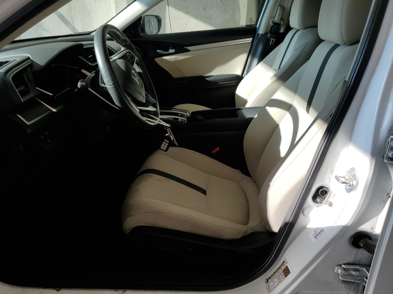 2019 Honda Civic VIN 19XFC1F3XKE212875 Copart auction photo, rear end / minor dent/scratches damage thumbnail 7