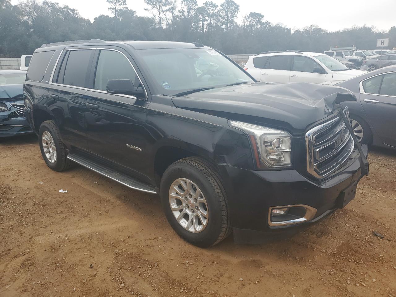 2017 GMC Yukon VIN 1GKS1BKC9HR130749 Copart auction photo, front end damage thumbnail 4
