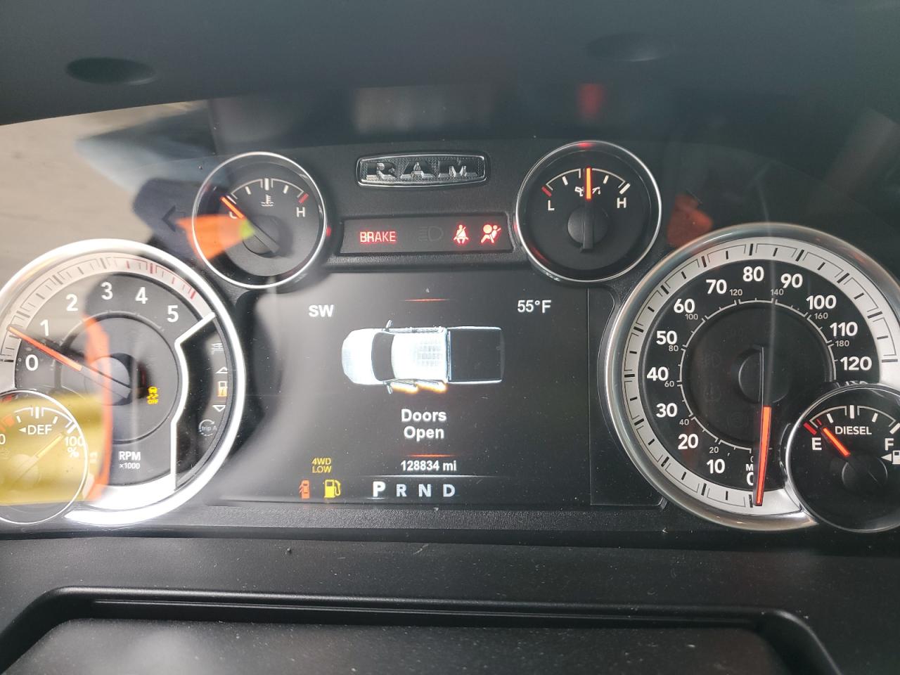 2018 RAM 3500 VIN 3C63RRJL2JG422906 Copart auction photo, rear end / side damage thumbnail 9