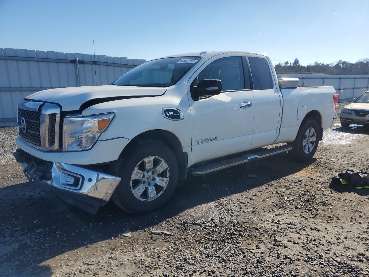2017 Nissan Titan VIN 1N6AA1C58HN569138