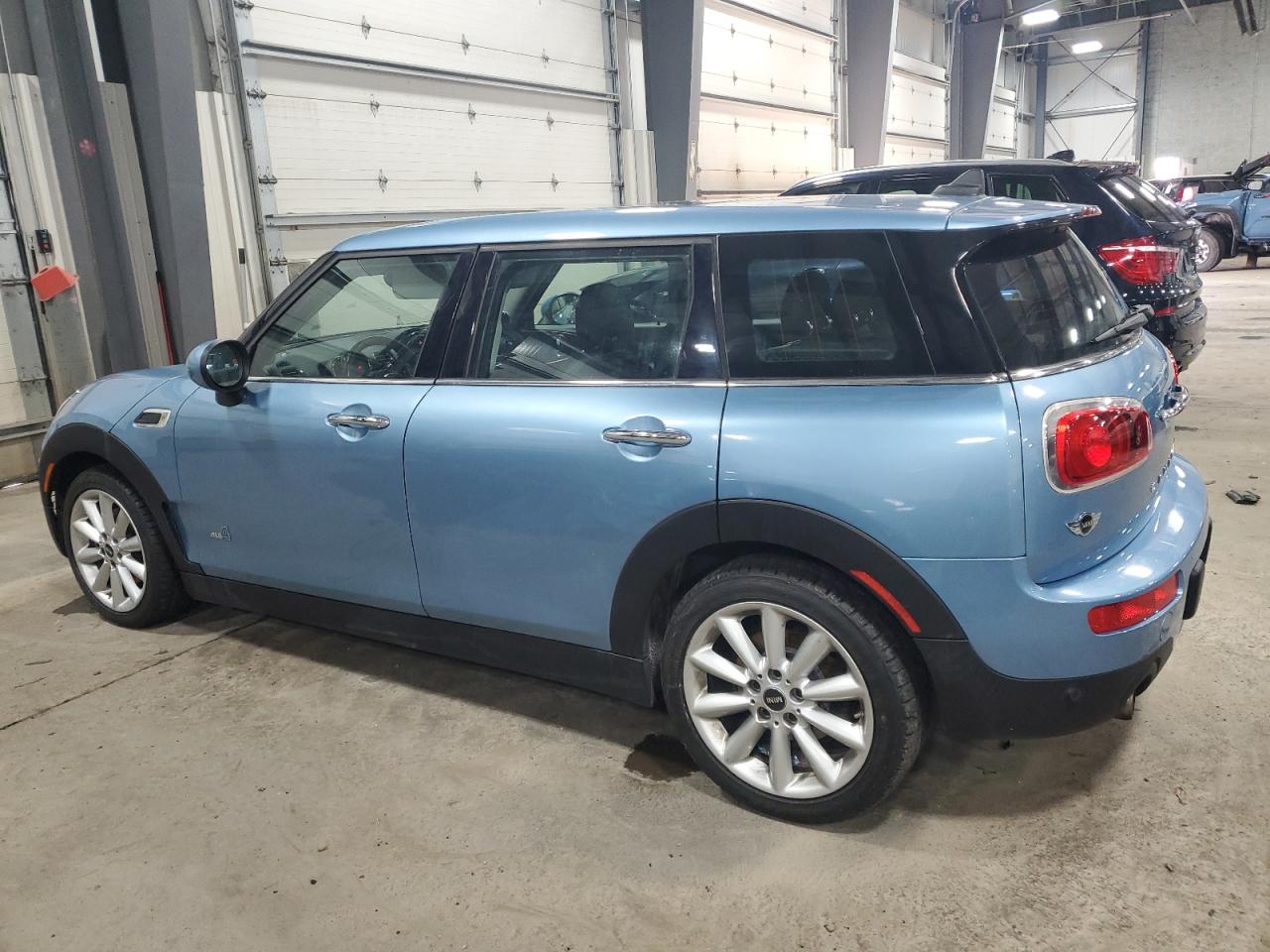 2017 MINI Cooper VIN WMWLU1C55H2C41566 Copart auction photo, front end damage thumbnail 2