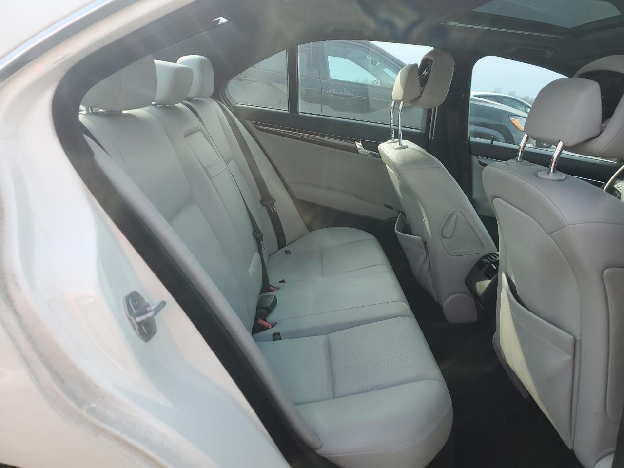 2009 Mercedes-Benz C-klasse VIN WDDGF54X99R071228 Copart auction photo, rear end damage thumbnail 10
