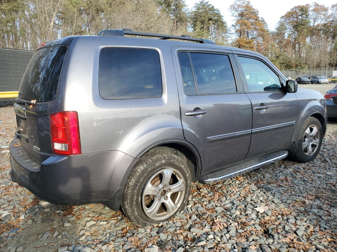 2015 Honda Pilot VIN 5FNYF4H57FB022287 Copart auction photo, side damage thumbnail 3