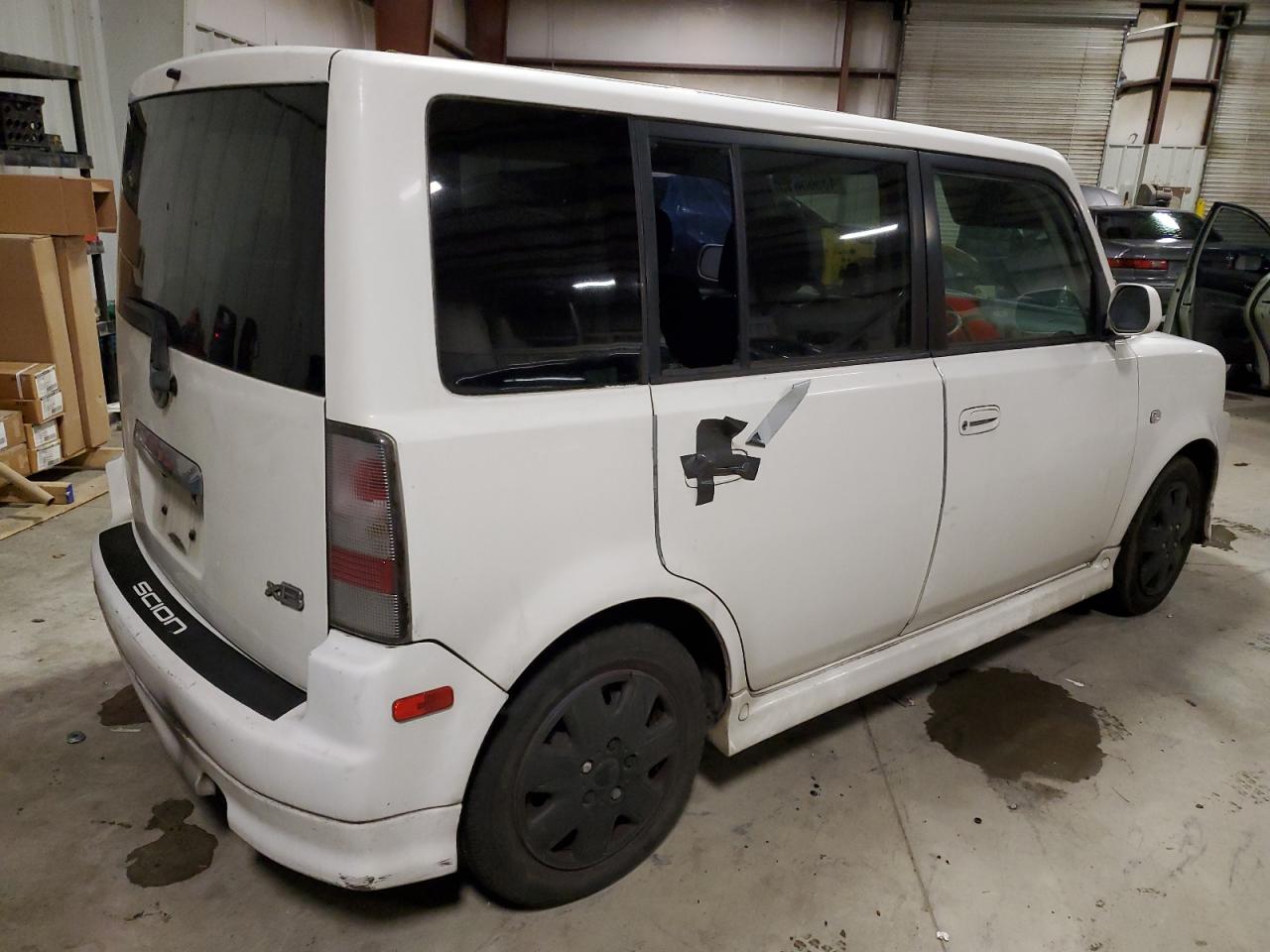 2006 Toyota xB VIN JTLKT324064094436 Copart auction photo, vandalism / side damage thumbnail 3