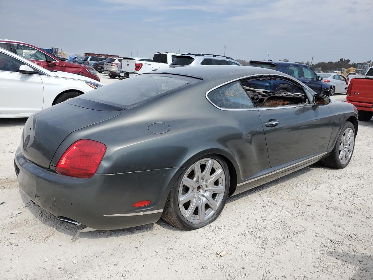 2005 Bentley Continental VIN SCBCR63W95C028121 Copart auction photo, burn - interior damage thumbnail 3