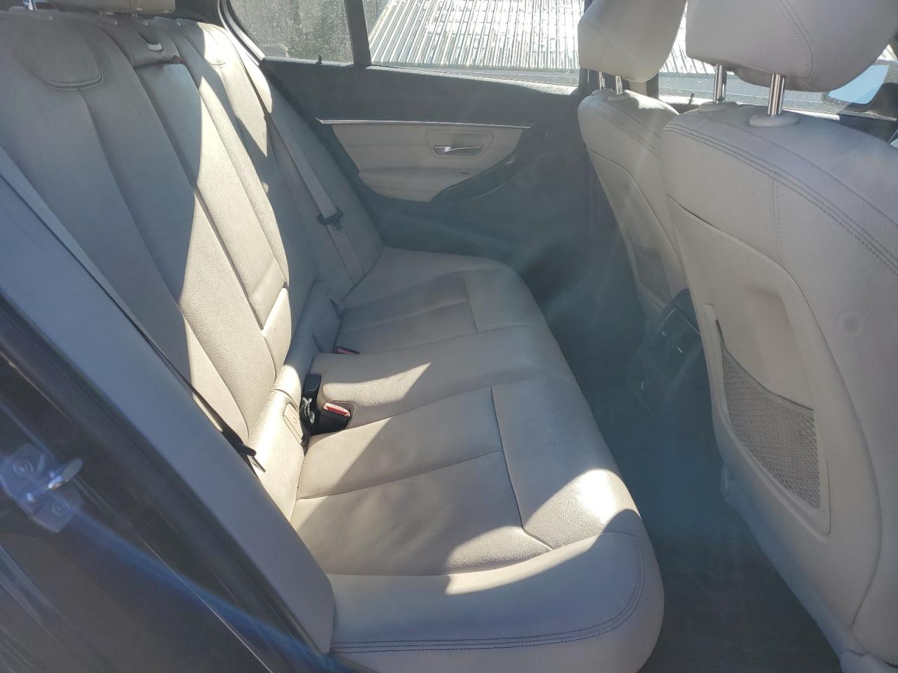2016 BMW 3er VIN WBA8E3C51GK501519 Copart auction photo, front end / undercarriage damage thumbnail 10