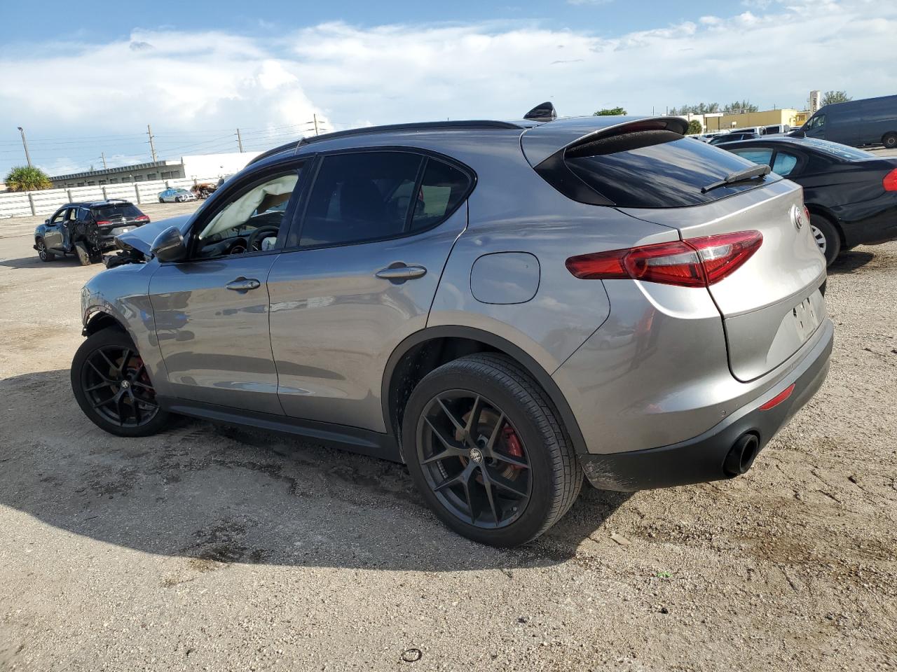 2019 Alfa Romeo Stelvio VIN ZASPAJAN6K7C57077 Copart auction photo, front end damage thumbnail 2