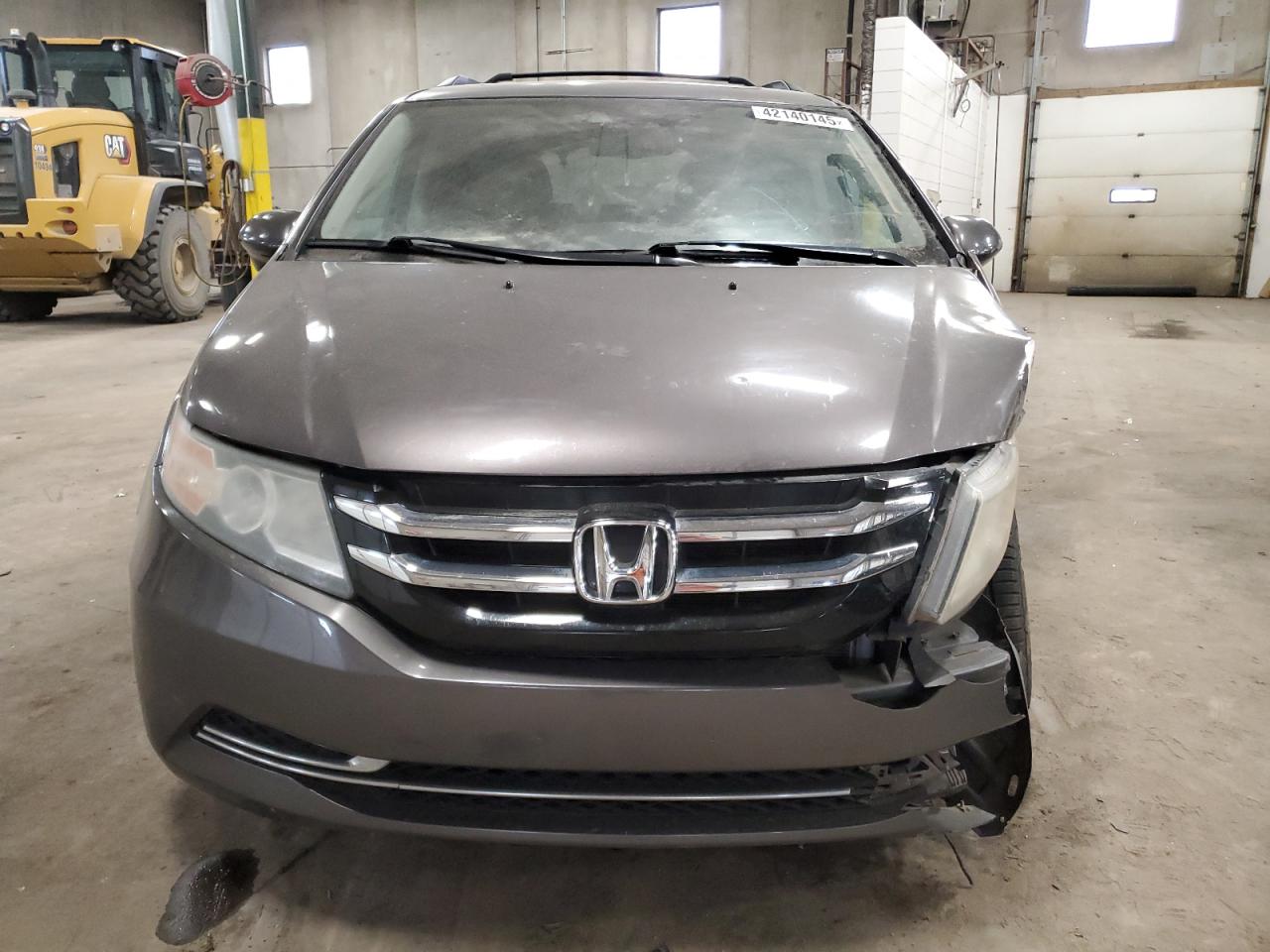 2016 Honda Odyssey VIN 5FNRL5H64GB003418 Copart auction photo, front end damage thumbnail 5