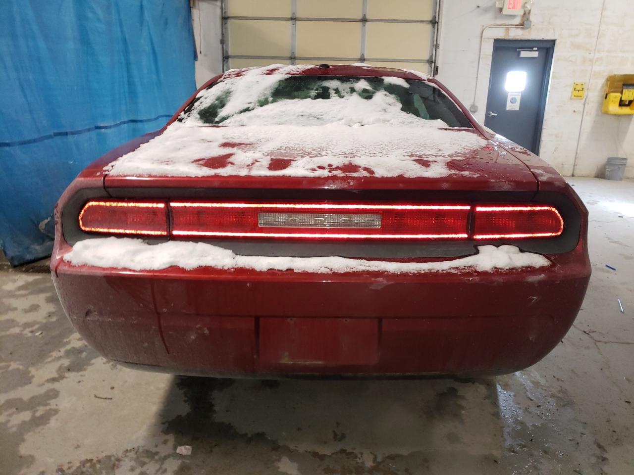 2009 Dodge Challenger VIN 2B3LJ44V79H604775 Copart auction photo, mechanical damage thumbnail 6