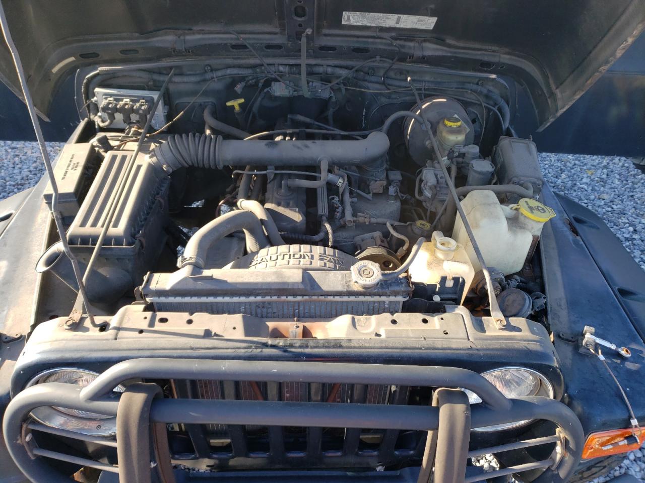 1999 Jeep Wrangler VIN 1J4FY19S6XP483793 Copart auction photo, front end damage thumbnail 12