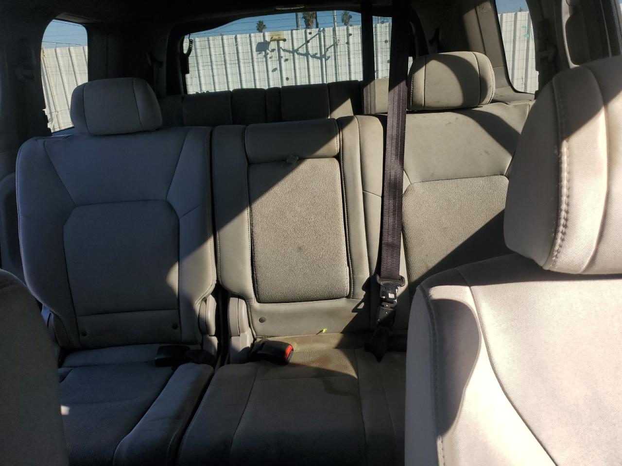 2011 Honda Pilot VIN 5FNYF3H21BB042464 Copart auction photo, side / minor dent/scratches damage thumbnail 10