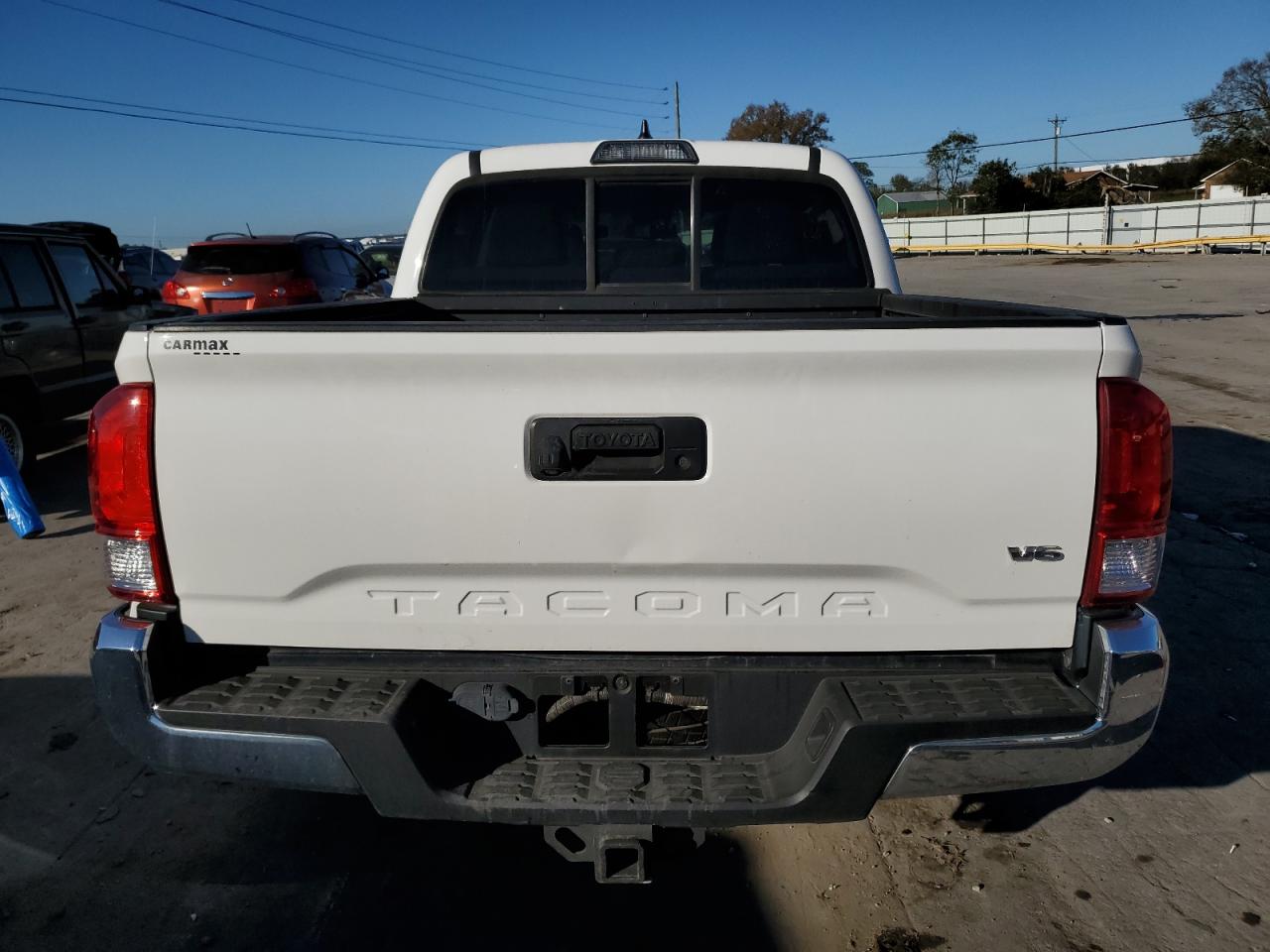 2017 Toyota Tacoma VIN 5TFAZ5CN5HX046912 Copart auction photo, front end damage thumbnail 6