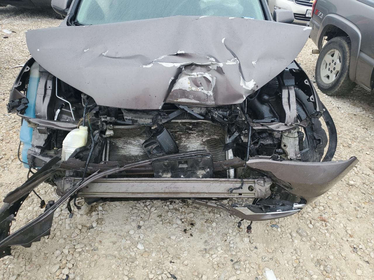 2015 Honda CR-V VIN 2HKRM3H73FH556622 Copart auction photo, all over damage thumbnail 11