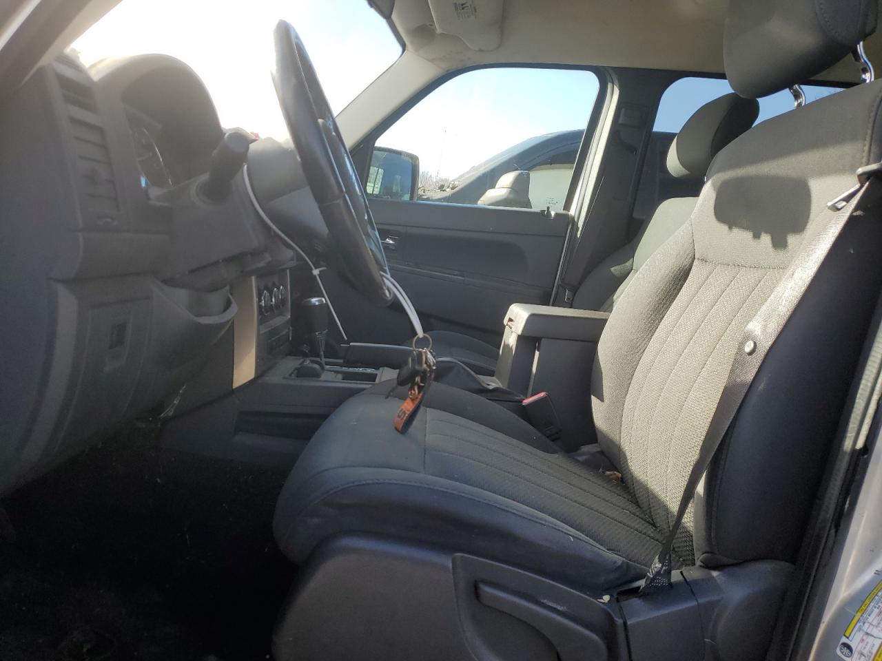 2011 Jeep Liberty (North America) VIN 1J4PN2GK3BW592541 Copart auction photo, rear end damage thumbnail 7