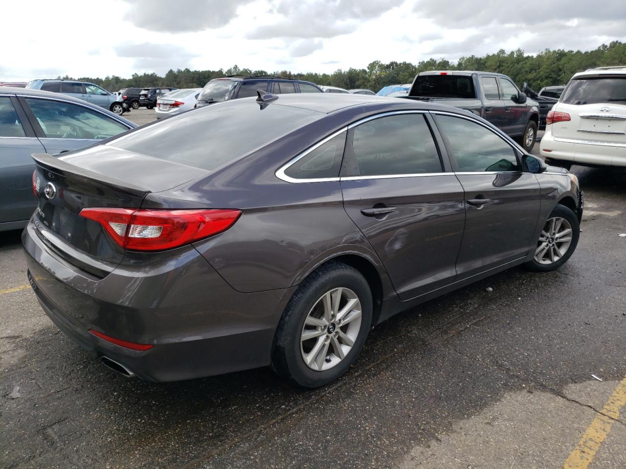 2016 Hyundai Sonata VIN 5NPE24AF2GH281919 Copart auction photo, front end / side damage thumbnail 3