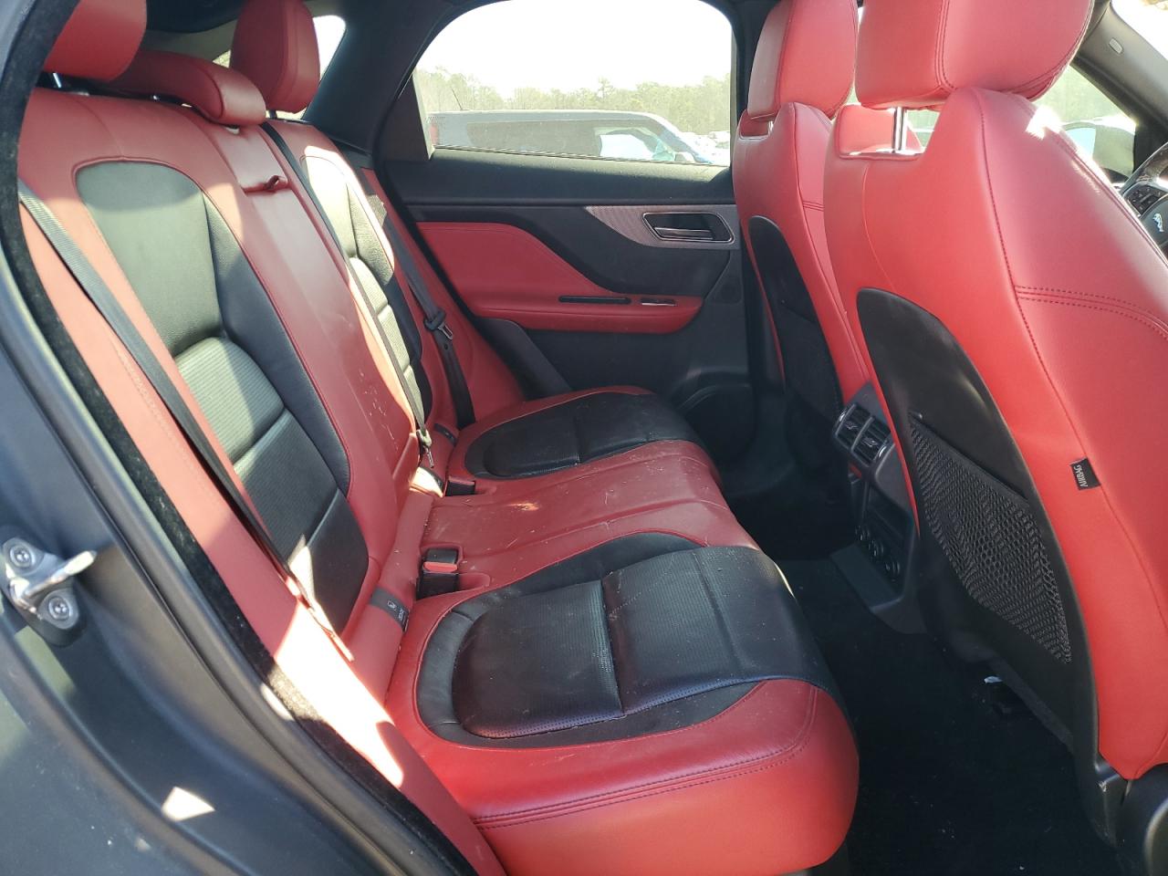 2017 Jaguar F-Pace VIN SADCM2BV2HA097878 Copart auction photo, water/flood damage thumbnail 11