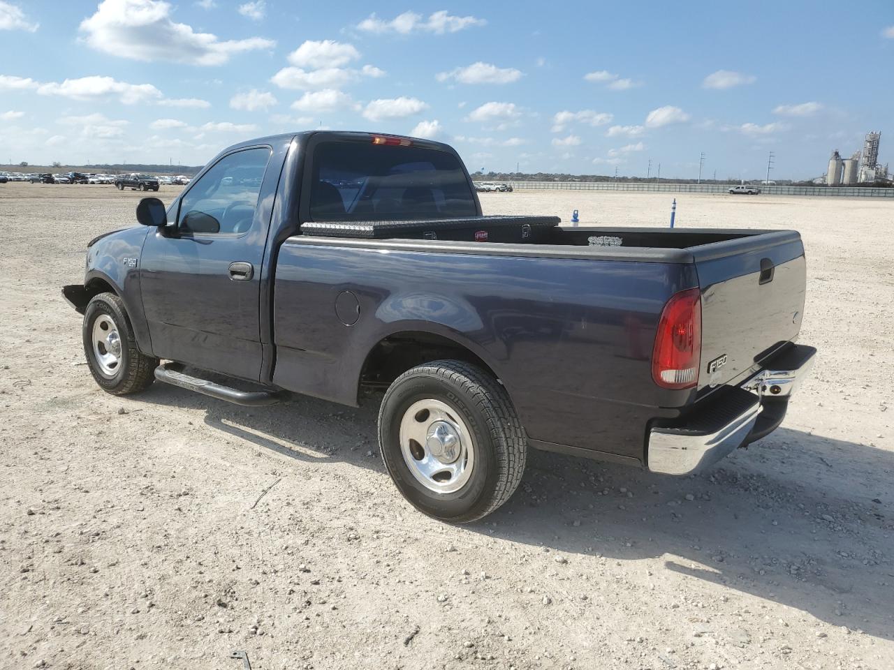 2000 Ford F-150 VIN 1FTZF1727YNC04070 Copart auction photo, front end / side damage thumbnail 2